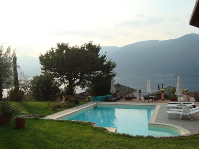 B&B Cherry En Rose Lezzeno Exteriér fotografie